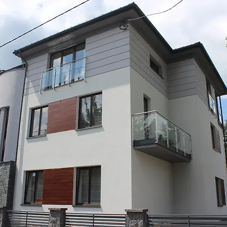 דירה Wola Modern Black&white
