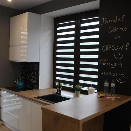 Wola Modern Black&white Cracovia